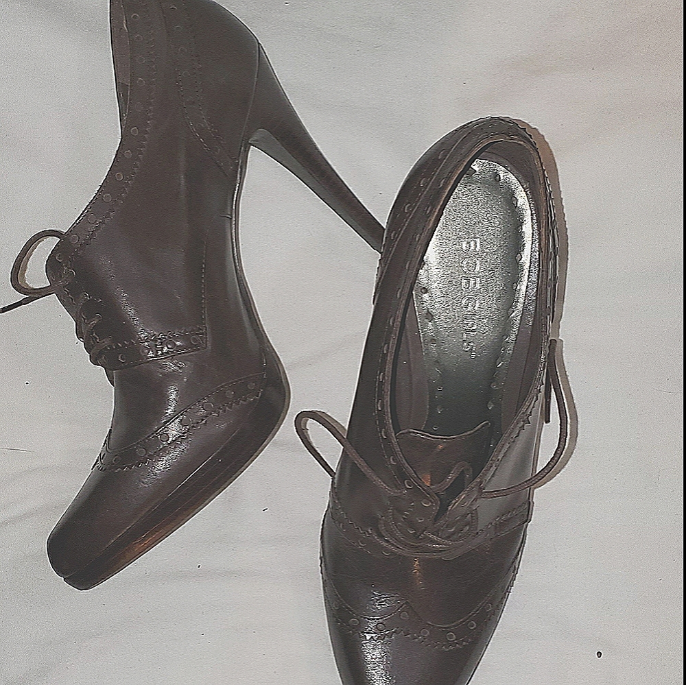 "Vintage style"  BCBGIRLS Heeled ANKLE BOOTIES